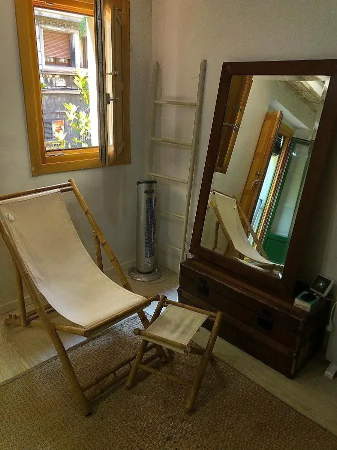 Cozy Studio In Central Area Of Barcelona Apartment Spain